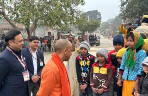 बच्चों से हालचाल लेना नहीं भूले सीएम योगी