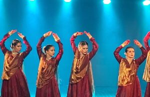 जन्म दिन पर पं.अर्जुन मिश्र को कथकांजलि