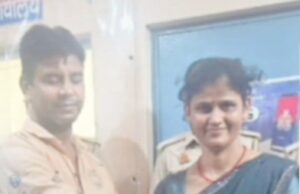 E रिक्शा चालक अबरार ने पेश की ईमानदारी की मिसाल