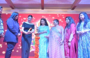 रेज़ कास्मेटिक्स का लखनऊ में भव्य लांच