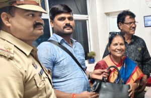 बस कंडक्टर ने पेश की ईमानदारी की मिसाल