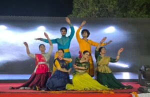 युवा कलाकारों संग ईशा मीशा ने पेश किया सूफी कथक